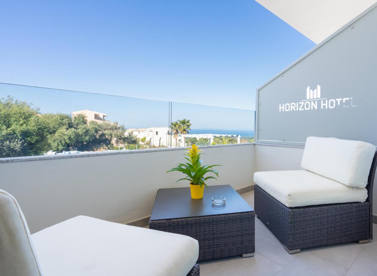 Horizon Hotel Badesi Exteriér fotografie